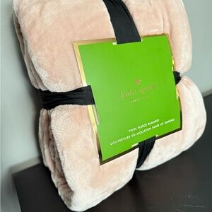 Kate Spade Twin Soft Pink Fleece Blanket